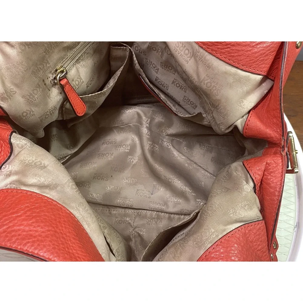 Michael Kors Womens Leather‎ Bag purse Red Orange&Gold Lined Pockets MK Charm